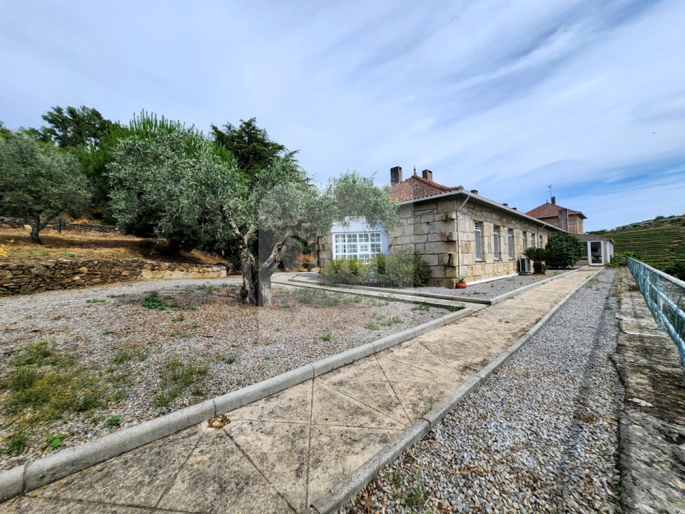 Quinta T9 para Venda em Santa Eugenia Foto 23