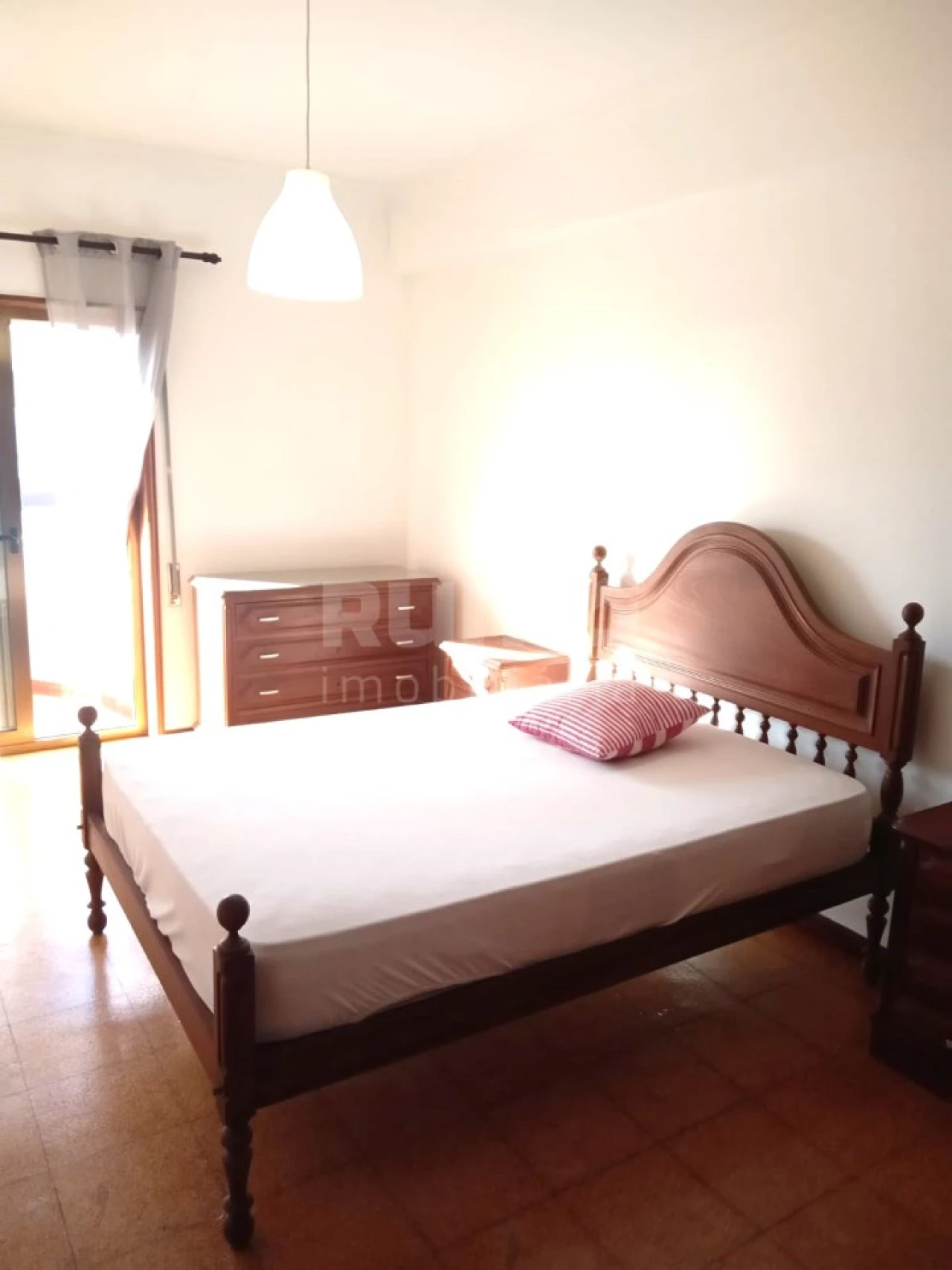 Apartamento T1 para Venda em Chafe Foto 6