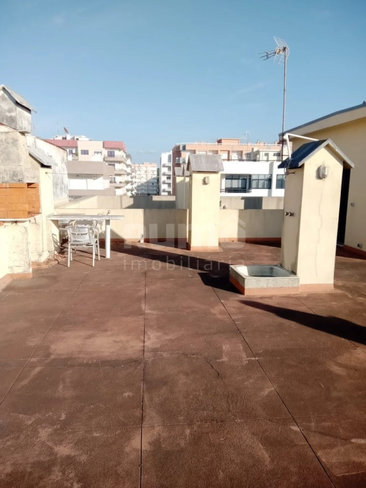 Apartamento T1 para Venda em Chafe Foto 11