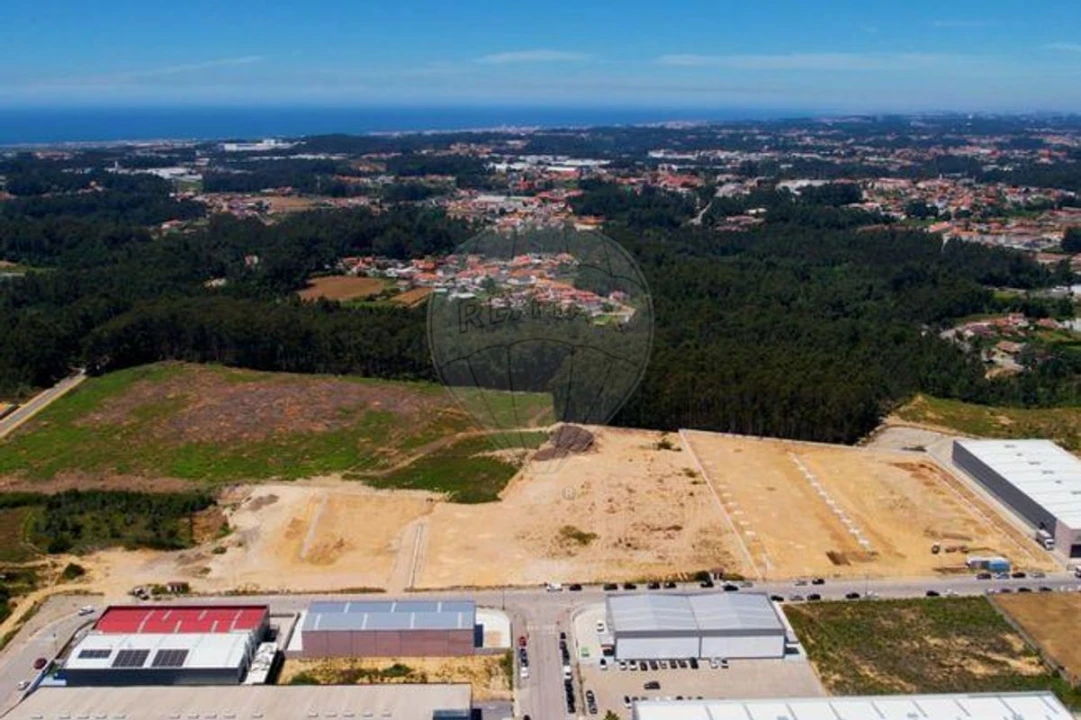 Armazém para Venda em São João de Ver Foto 8