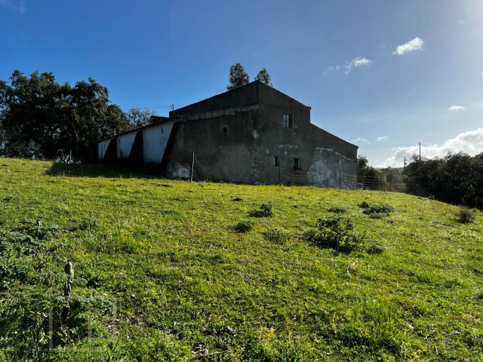 Quinta T6 para Venda em Rio de Moinhos Foto 6