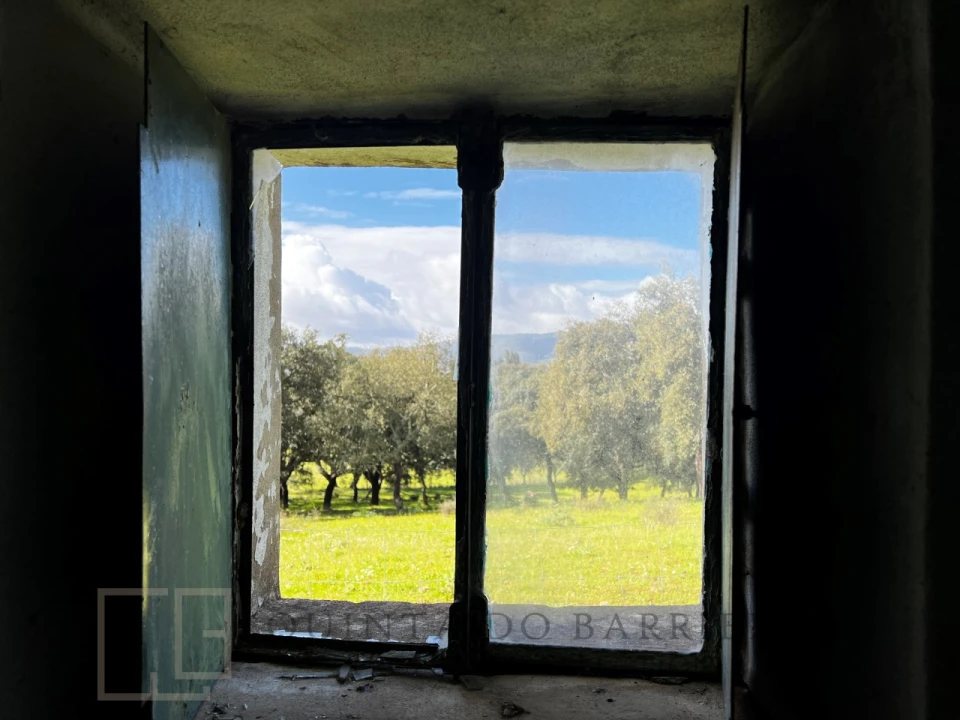 Quinta T6 para Venda em Rio de Moinhos Foto 27