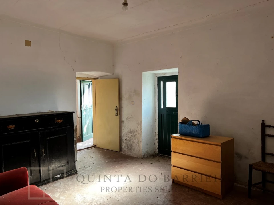 Quinta T6 para Venda em Rio de Moinhos Foto 28