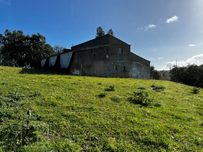Quinta T6 para Venda em Rio de Moinhos Foto 6