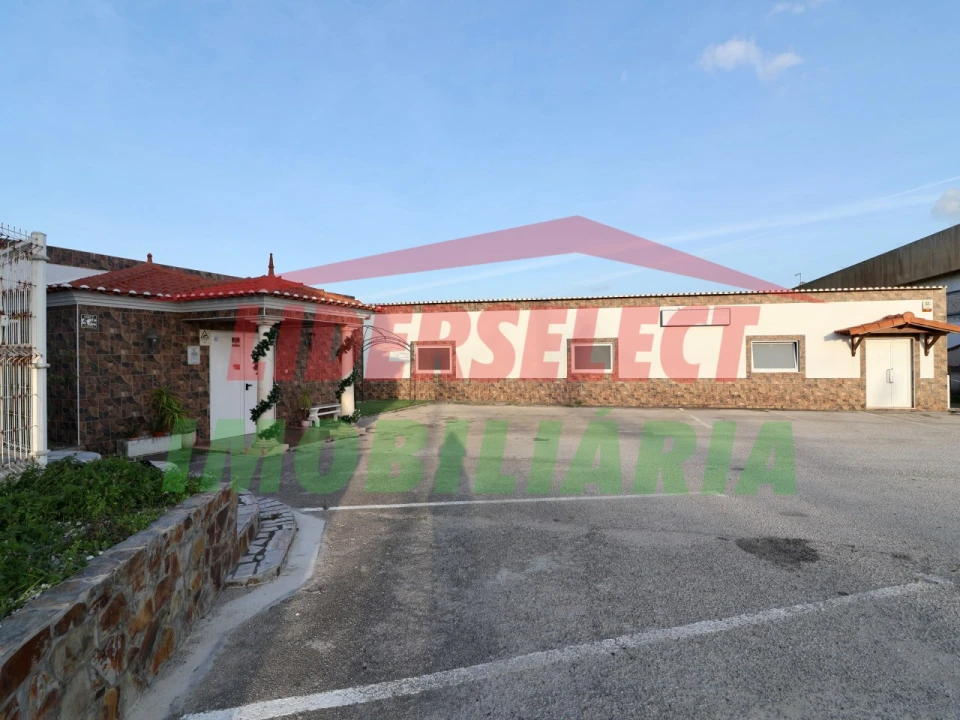 Armazém para Venda em Silveira Foto 1