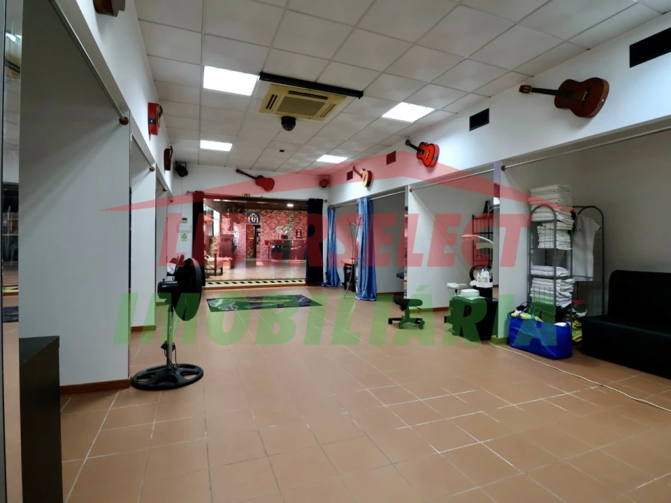 Armazém para Venda em Silveira Foto 22