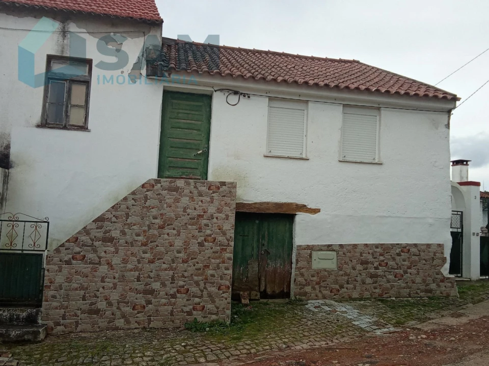 Quinta T3 para Venda em Carapinha Foto 1