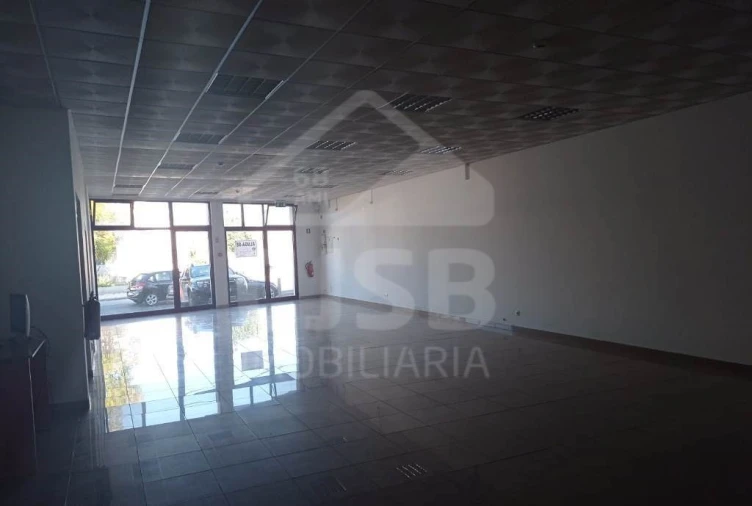 Loja para Arrendamento em Marinhais Foto 2