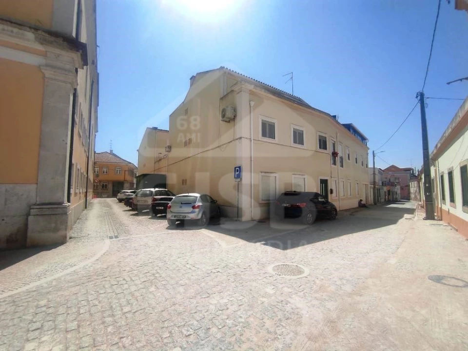 Negócio para Arrendamento em Benavente Foto 1