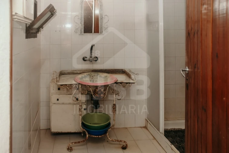 Moradia T3 para Venda em Branca Foto 17