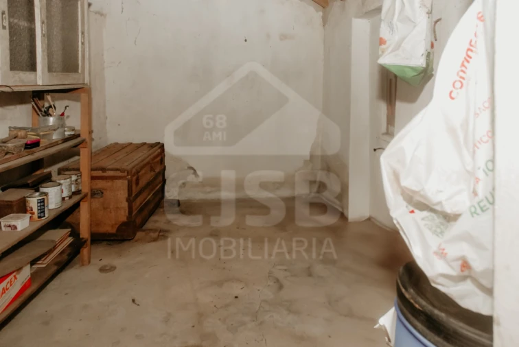 Moradia T3 para Venda em Branca Foto 28