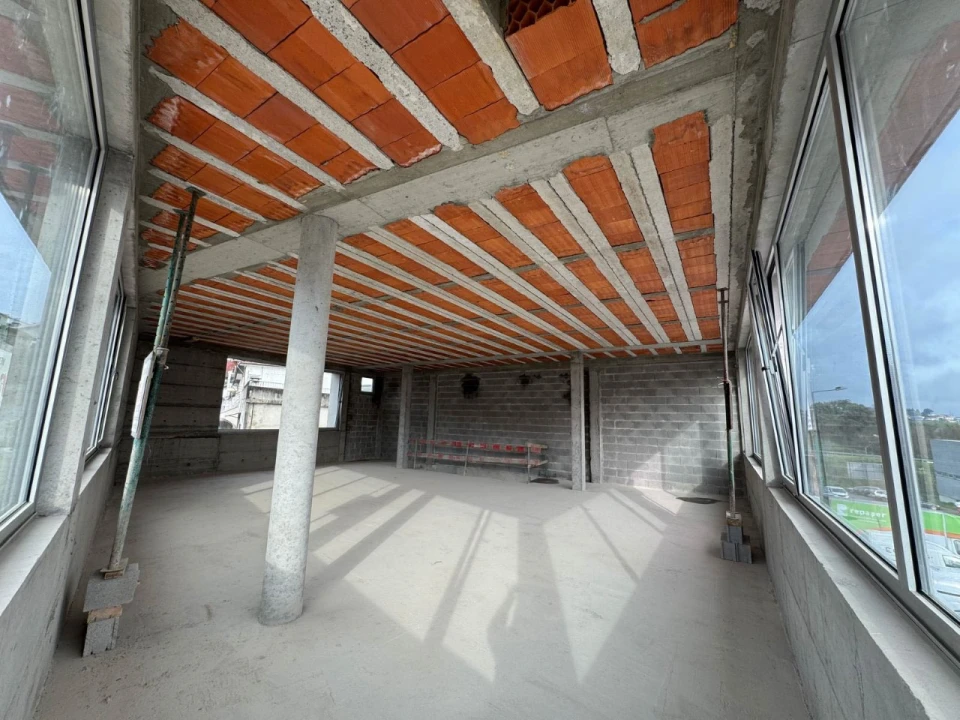 Armazém para Venda em Ferreiros e Gondizalves Foto 4