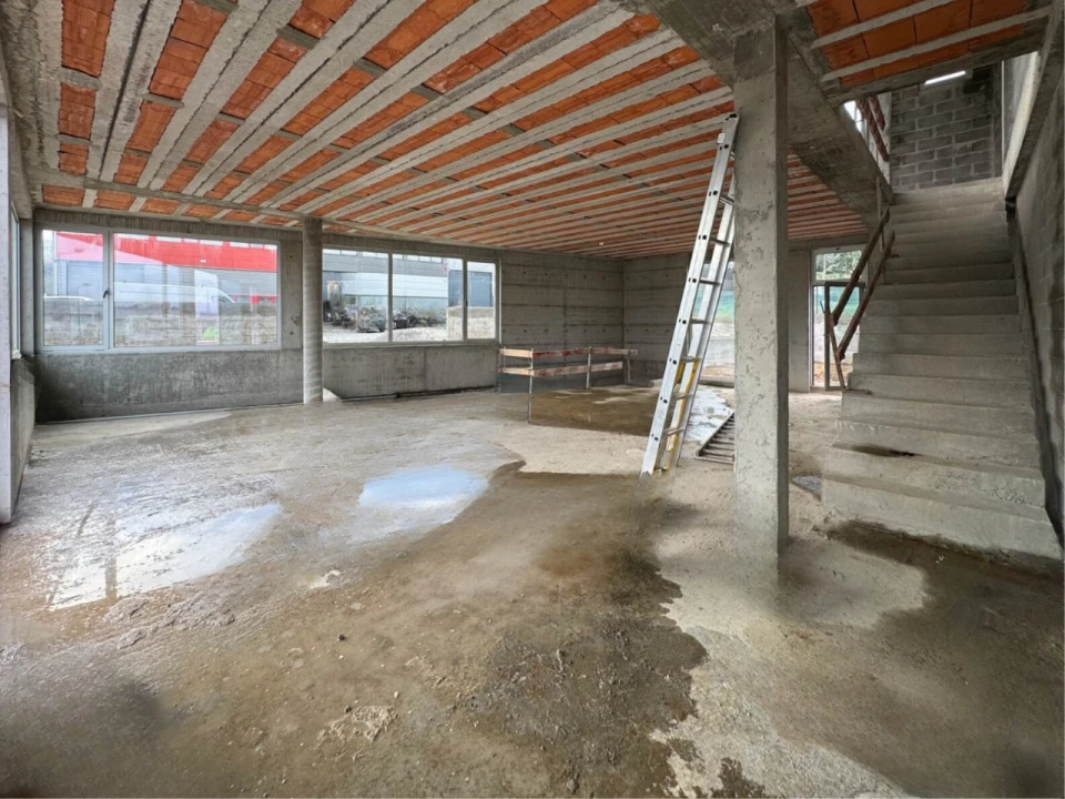 Armazém para Venda em Ferreiros e Gondizalves Foto 10