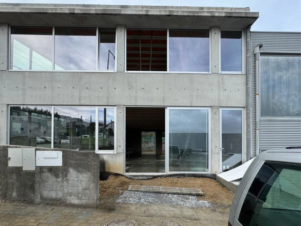 Armazém para Venda em Ferreiros e Gondizalves Foto 15