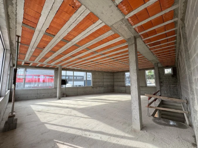 Armazém para Venda em Ferreiros e Gondizalves Foto 4