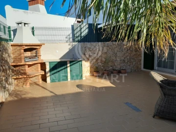 Moradia para Venda em Moncarapacho e Fuseta