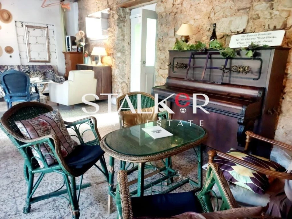 Prédio para Venda em Arcos e Mogofores Foto 4