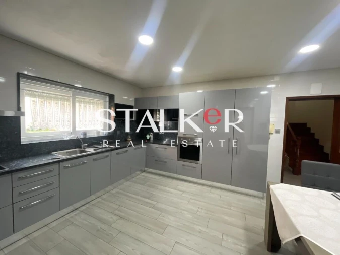 Moradia T6 para Venda em São Paio de Oleiros Foto 12