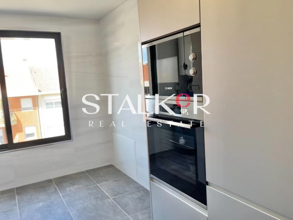 Apartamento T3 para Venda em Cedofeita, Santo Ildefonso, Sé, Miragaia, São Nicolau e Vitória Foto 7