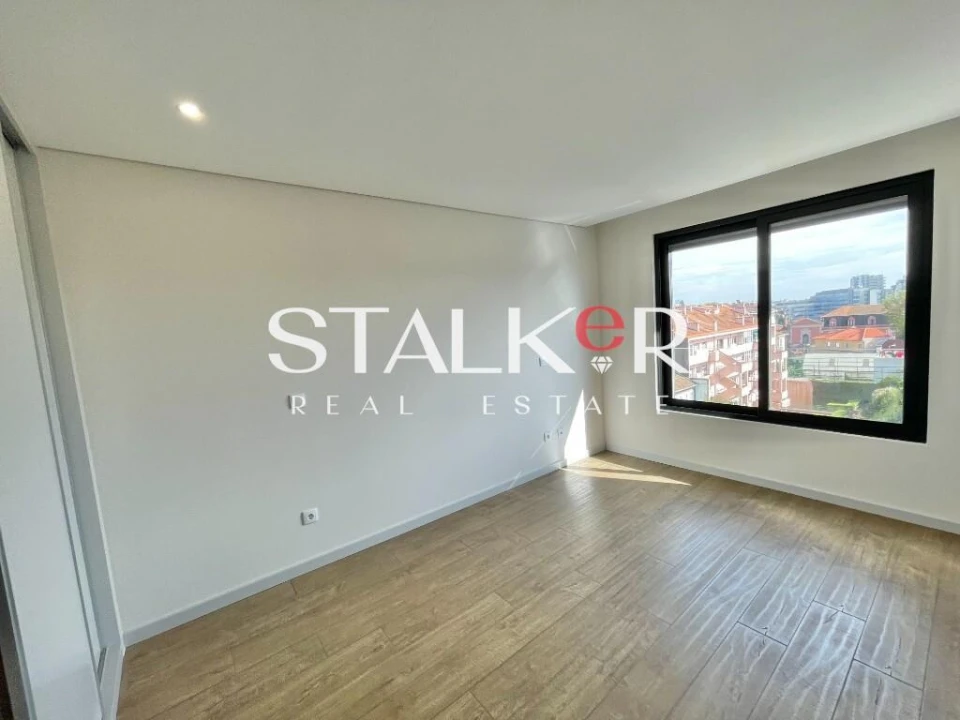 Apartamento T3 para Venda em Cedofeita, Santo Ildefonso, Sé, Miragaia, São Nicolau e Vitória Foto 32