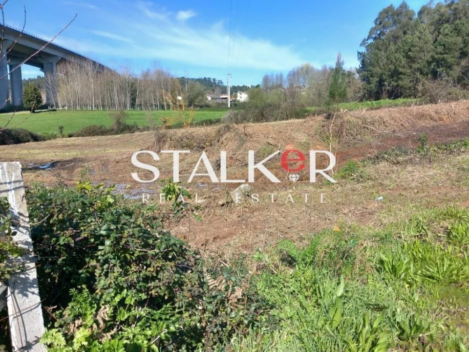Terreno para Venda em Canedo, Vale e Vila Maior Foto 6