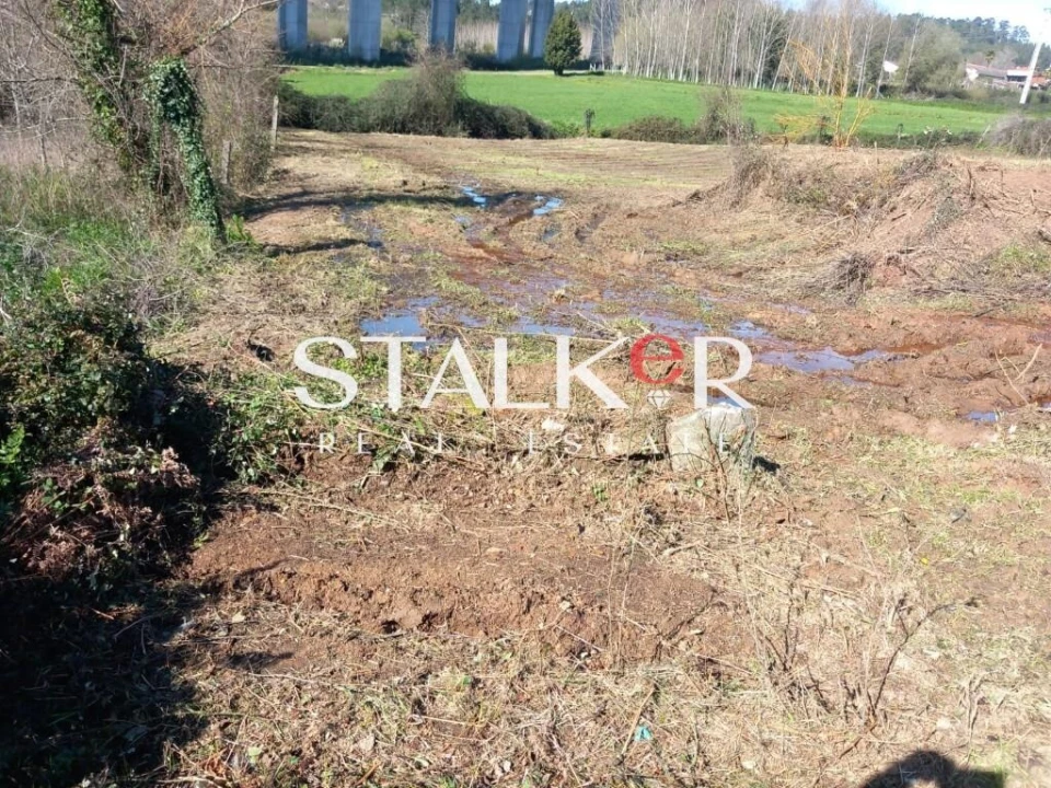 Terreno para Venda em Canedo, Vale e Vila Maior Foto 5