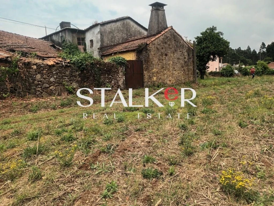 Moradia T2 para Venda em Caldas de São Jorge e Pigeiros Foto 1