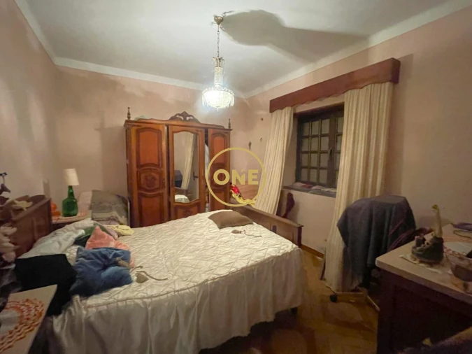 Moradia T4 para Venda em Alvorninha Foto 3