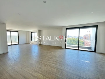 Apartamento T4 para Venda em Cedofeita, Santo Ildefonso, Sé, Miragaia, São Nicolau e Vitória