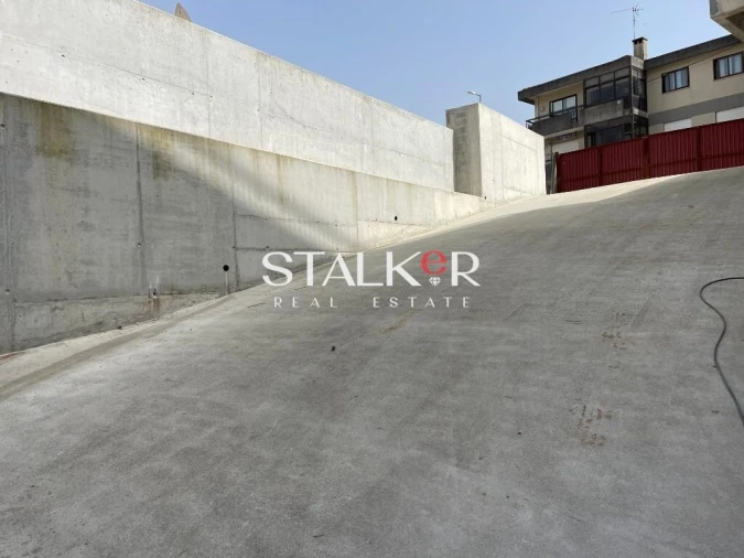 Apartamento T4 para Venda em Santa Maria da Feira, Travanca, Sanfins e Espargo Foto 25