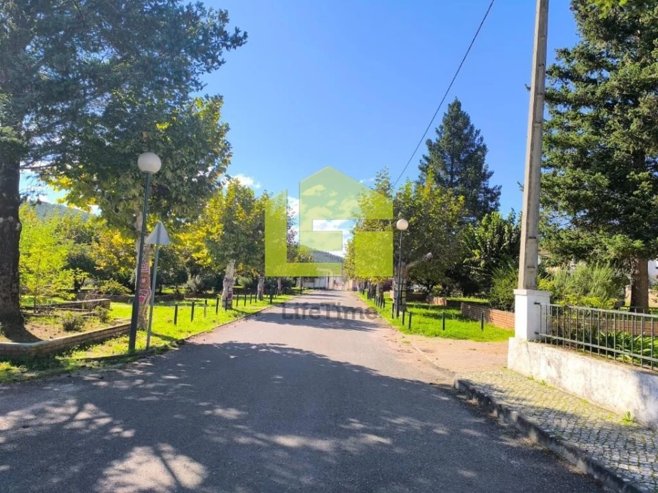 Terreno para Venda em Serpins Foto 39