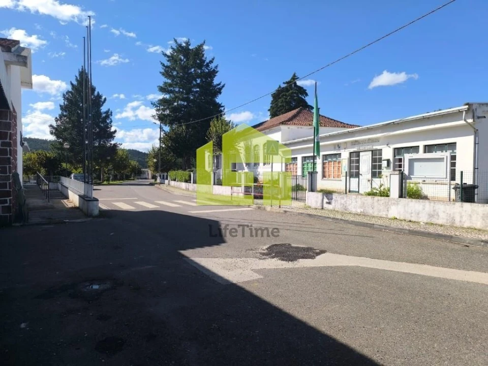 Terreno para Venda em Serpins Foto 33