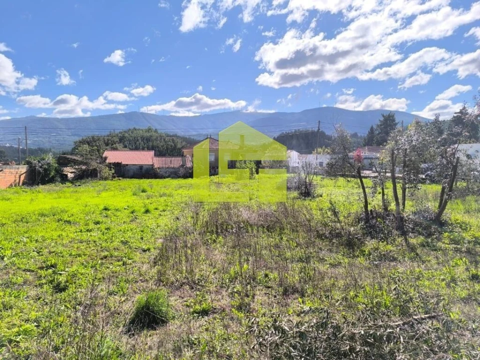 Terreno para Venda em Serpins Foto 13