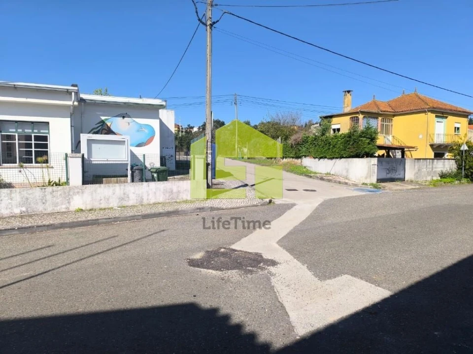 Terreno para Venda em Serpins Foto 43