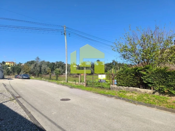 Terreno para Venda em Serpins Foto 23