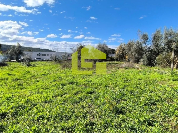 Terreno para Venda em Serpins Foto 20