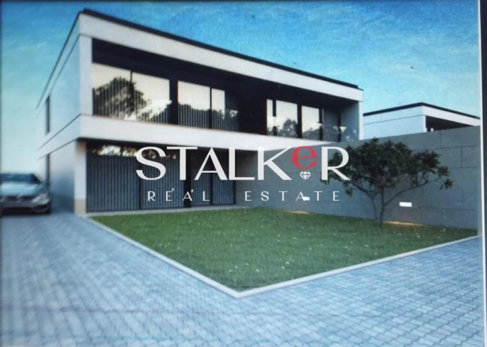 Terreno para Venda em São Felix da Marinha Foto 1