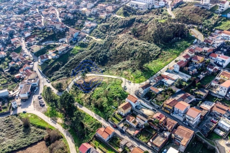 Terreno para Venda em Fânzeres e São Pedro da Cova Foto 5