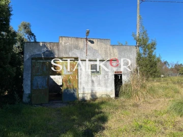Terreno para Venda em Santa Maria da Feira, Travanca, Sanfins e Espargo