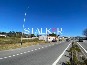Terreno para Venda em Santa Maria da Feira, Travanca, Sanfins e Espargo