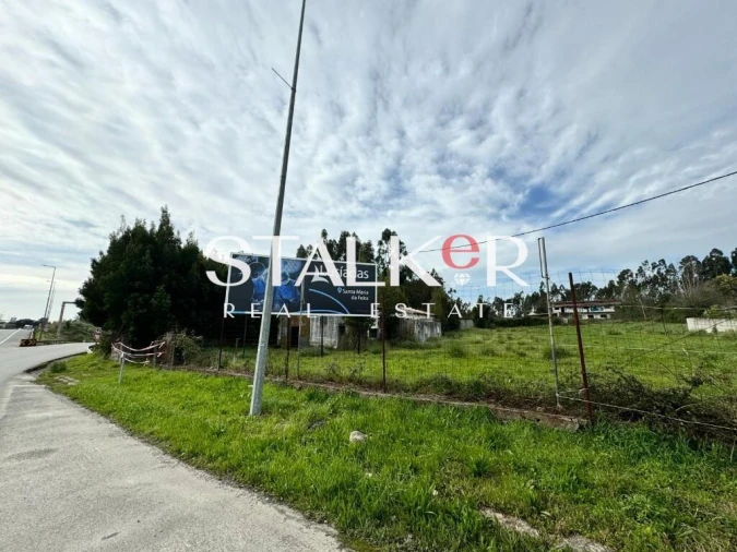 Terreno para Venda em Santa Maria da Feira, Travanca, Sanfins e Espargo Foto 3