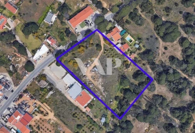 Terreno para Venda em Quarteira