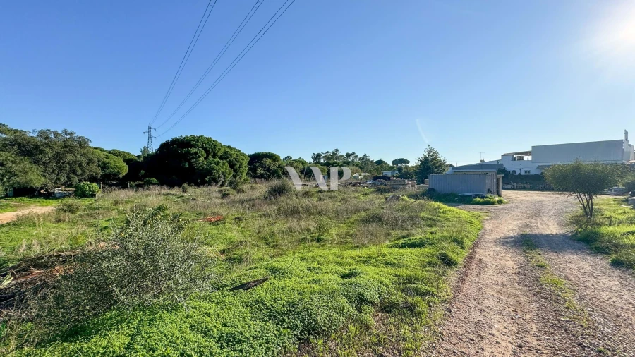Terreno para Venda em Quarteira Foto 4