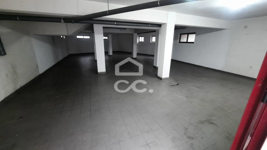 Armazém para Venda em Fânzeres e São Pedro da Cova Foto 6