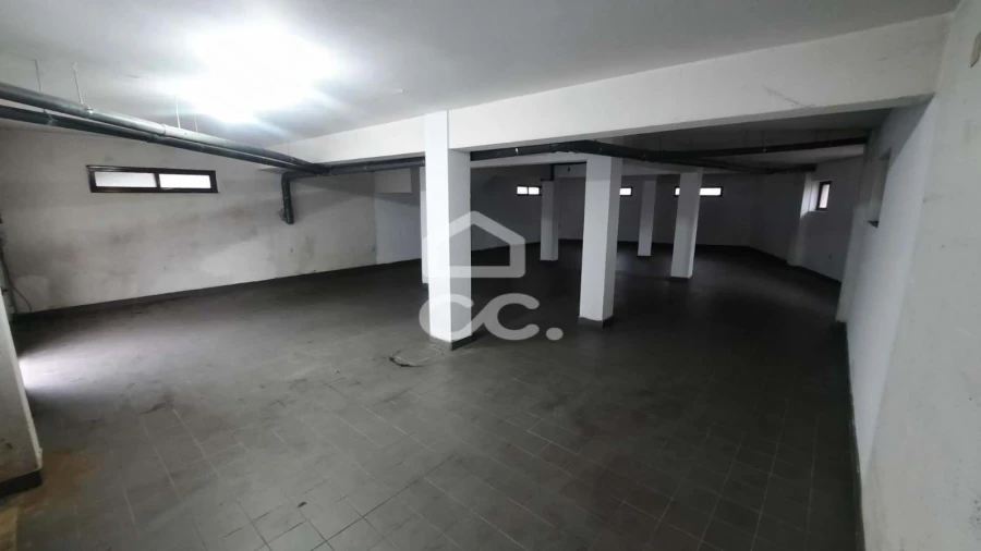 Armazém para Venda em Fânzeres e São Pedro da Cova Foto 7