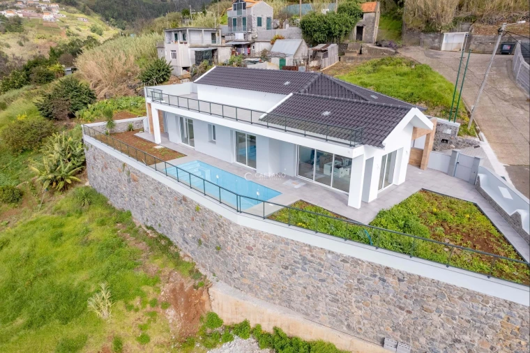 Moradia T3 para Venda em Ponta do Sol Foto 30