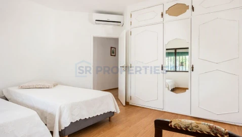 Moradia T3 para Venda em Quarteira