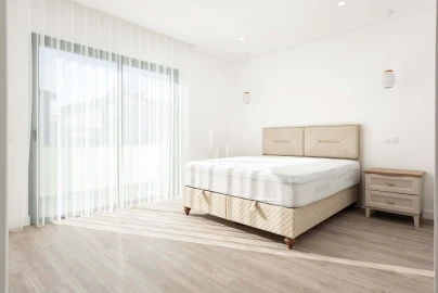 Moradia T3 para Venda em Albufeira e Olhos de Água