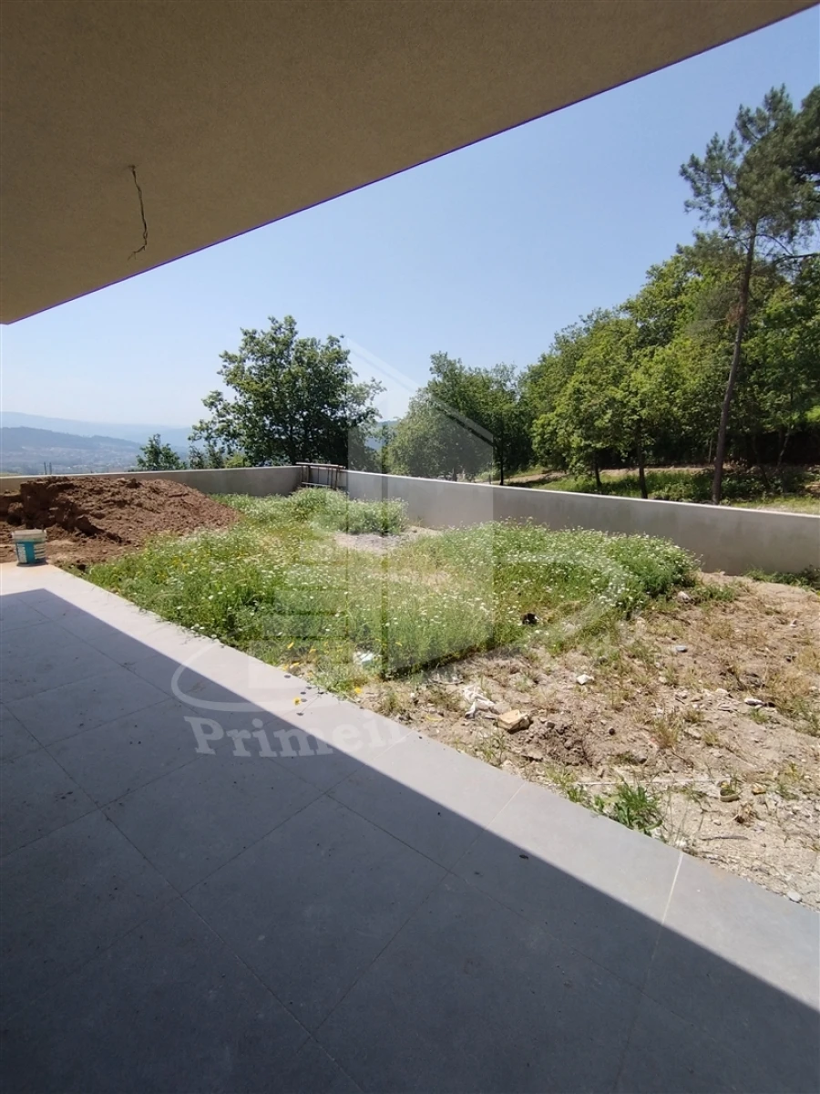 Moradia T3 para Venda em Lanhoso Foto 22