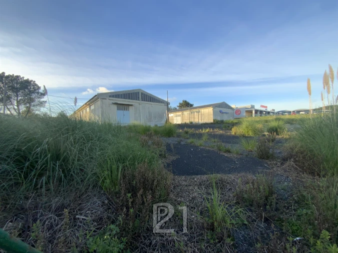 Terreno Comércio / Armazém para Arrendamento em Cacém e São Marcos Foto 26